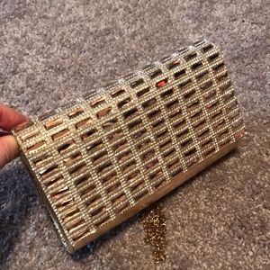 Gold clutch